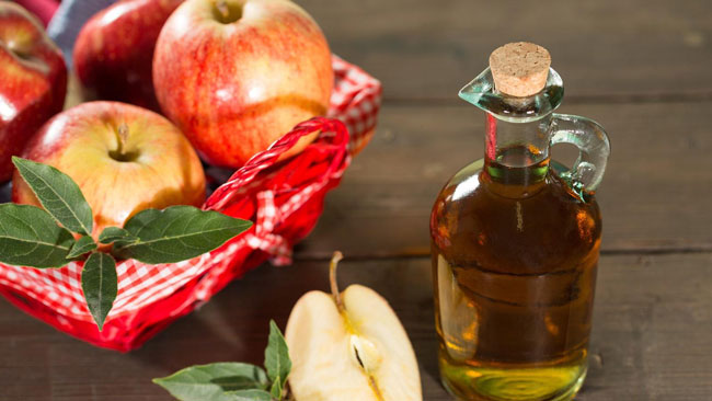 Aprenda a usar vinagre de maçã para perder peso