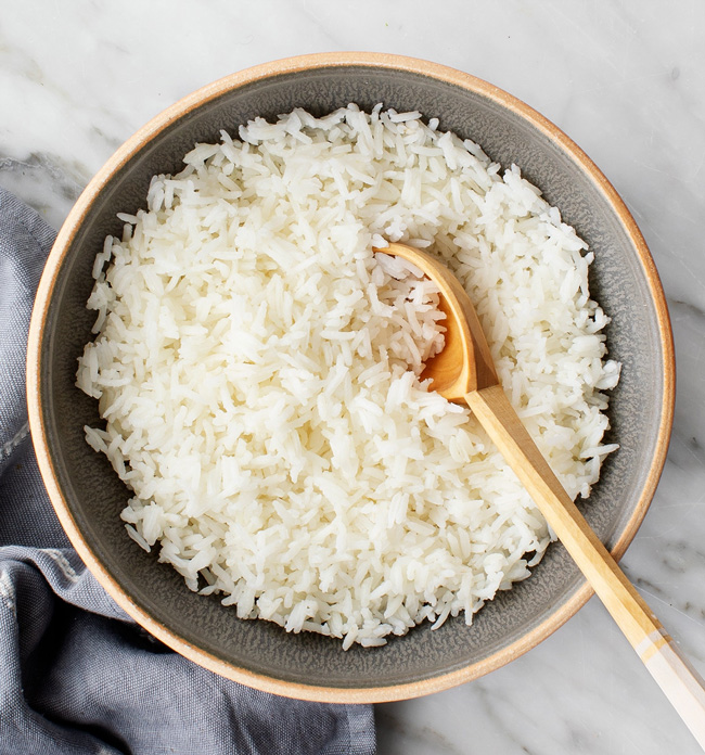 Aprenda a fazer arroz branco seco, solto e delicioso Aprenda a fazer arroz branco seco