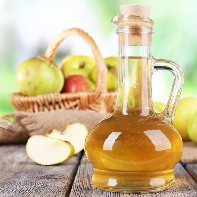 O que acontece se beber vinagre de maçã de estômago vazio? beber vinagre de maçã de estômago vazio