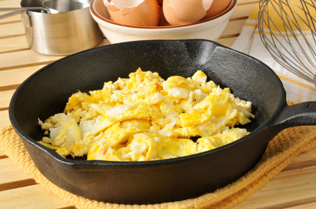 erros comuns ao cozinhar ovos