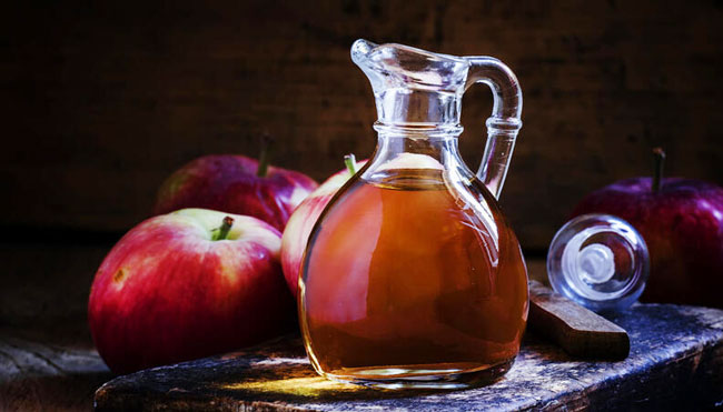 Aprenda a usar vinagre de maçã