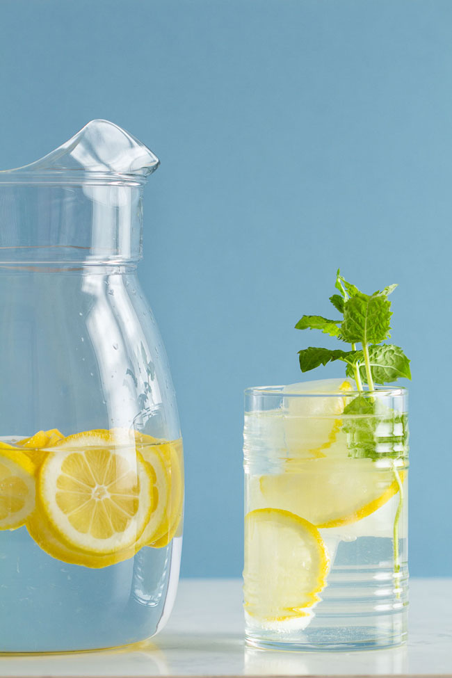 Beba água com limão e emagreça