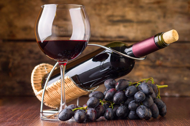Há 2 tintos nacionais na lista dos melhores vinhos do mundo, segundo a Forbes melhores vinhos do mundo