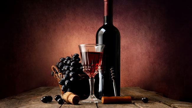 5 motivos para beber vinho tinto regularmente beber vinho tinto regularmente