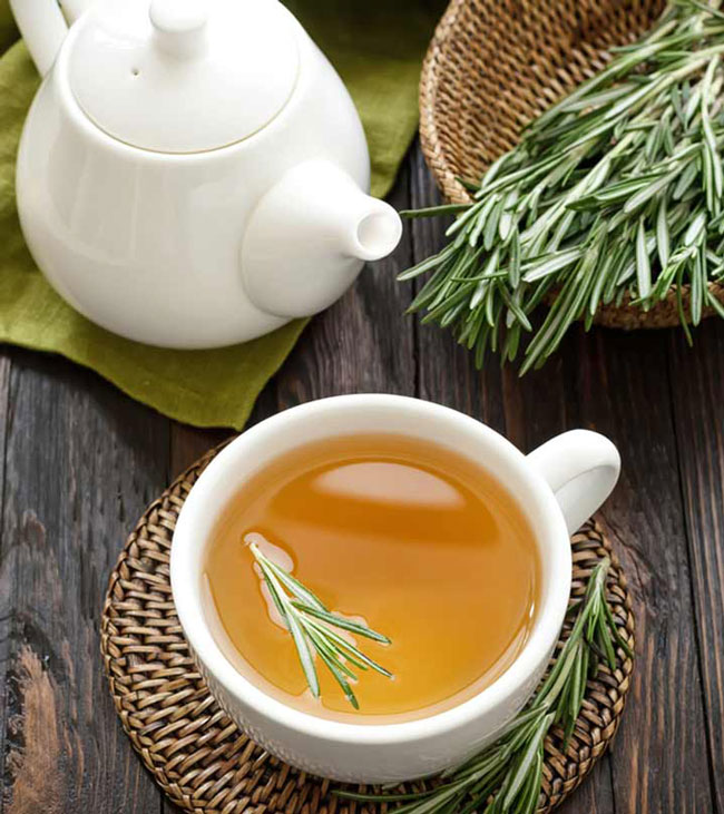 benefícios do chá de alecrim