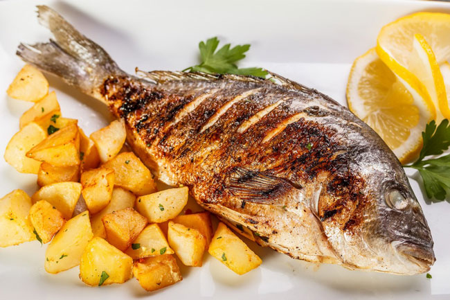 Peixe assado ou grelhado? Aprenda a fazer o peixe perfeito fazer o peixe perfeito