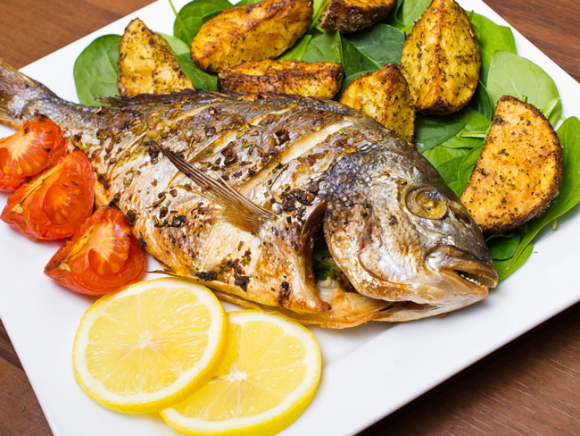 Peixe assado ou grelhado? Aprenda a fazer o peixe perfeito fazer o peixe perfeito