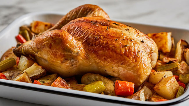 Como fazer frango assado crocante e delicioso Como fazer frango assado crocante