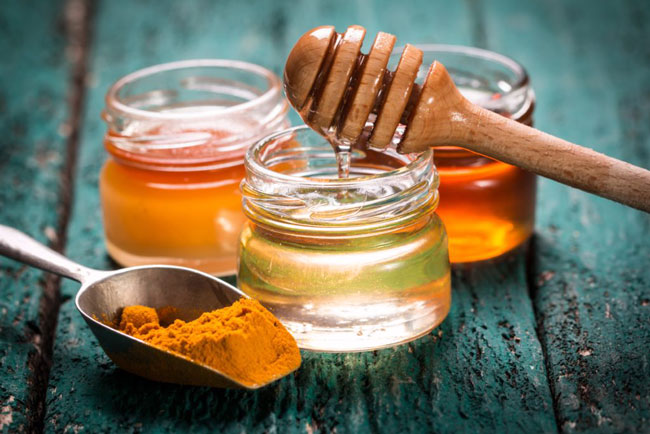 Açafrão com mel, como fazer um poderoso remédio natural Açafrão com mel
