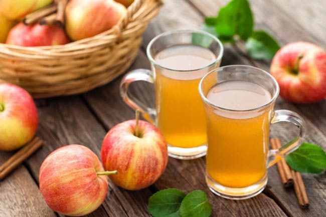 Será que faz mesmo bem beber vinagre de maçã de estômago vazio? vinagre de maçã de estômago vazio