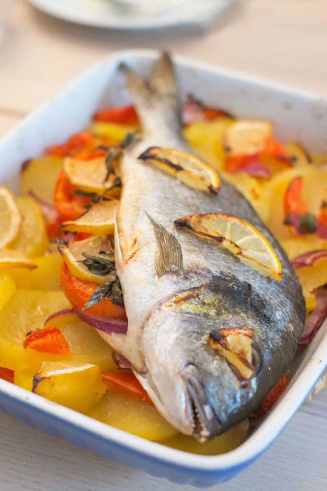 4 receitas de peixe assado no forno
