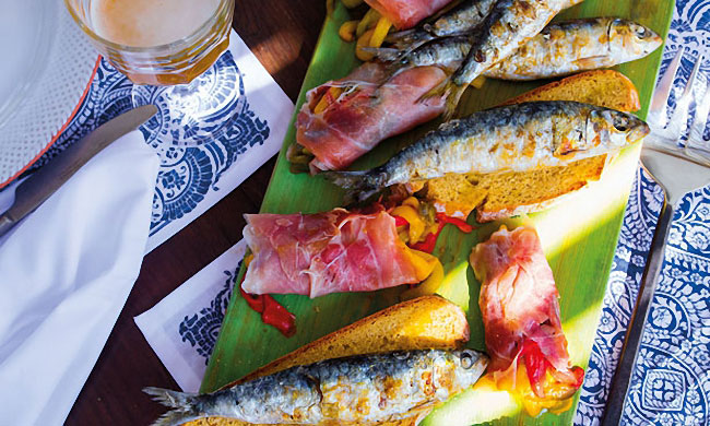 Peixe assado no forno para almoços memoráveis em família Peixe assado no forno para almoços