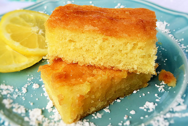 3 receitas dos melhores bolos de limão caseiros e deliciosos