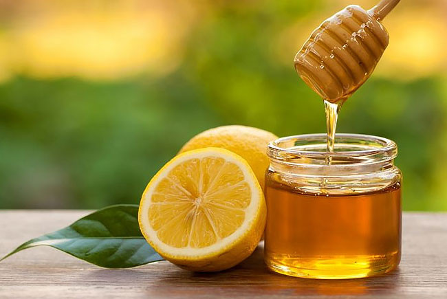 benefícios de tomar mel com limão
