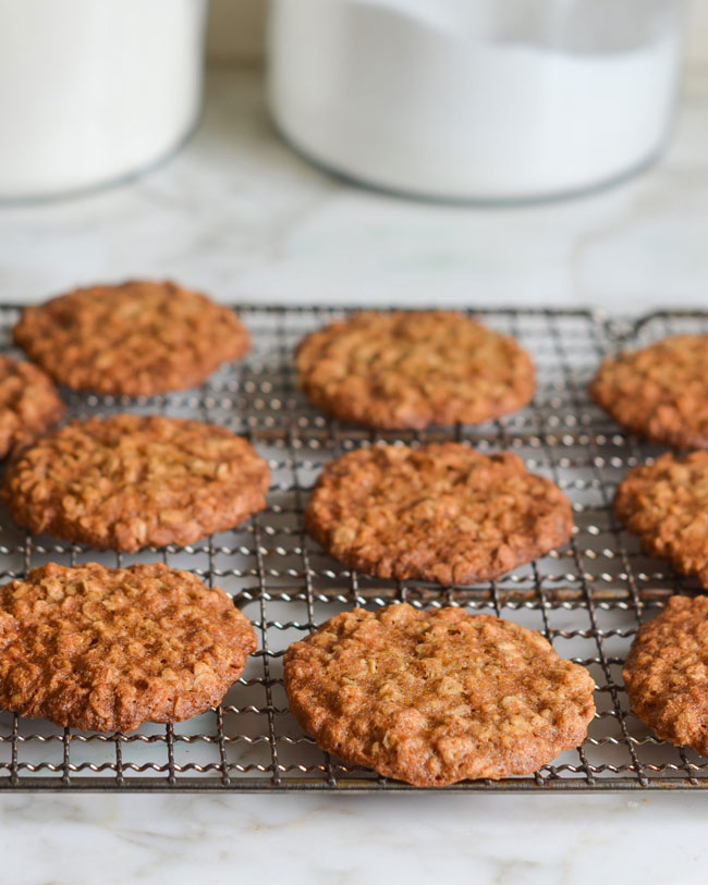 5 receitas de bolachas com 3 ingredientes. Mais fácil não há! bolachas com 3 ingredientes