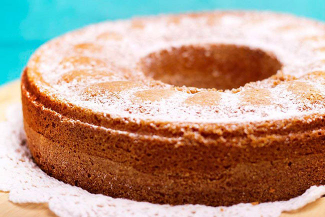 4 receitas de bolo de iogurte com aveia. Um petisco para toda a família! bolo de iogurte com aveia