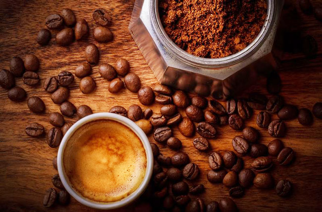 Café solúvel ou café expresso? Descubra as diferenças Café solúvel ou café expresso