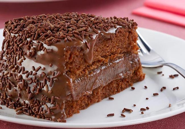receitas de bolo de chocolate com cobertura