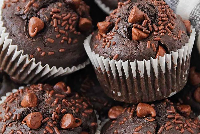 Aprenda a fazer os melhores queques de chocolate do mundo. Tome nota! melhores queques de chocolate do mundo