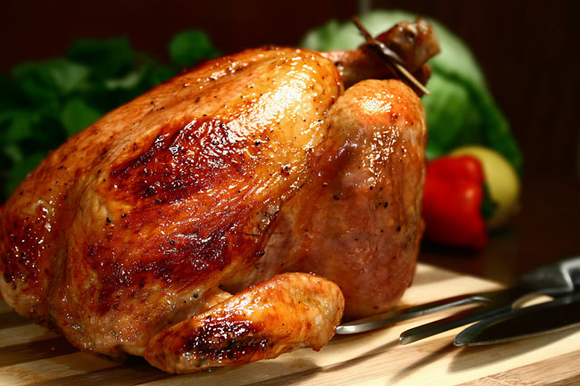 Quer fazer o frango assado perfeito? Anote 5 erros que deve evitar! Quer fazer o frango assado perfeito