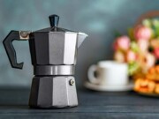 café perfeito na cafeteira italiana Moka