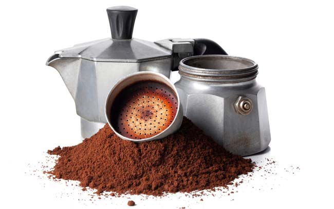 Aprenda a reaproveitar a borra de café. Tome nota! Aprenda a reaproveitar a borra de café