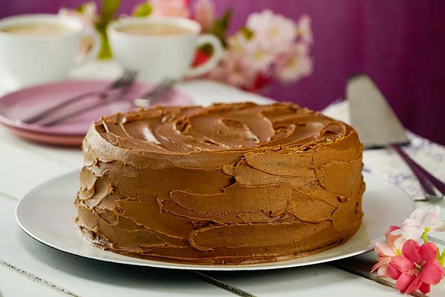 bolo de chocolate com cobertura