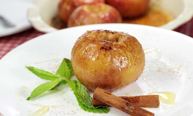 4 receitas de maçã assada que são uma delícia! receitas de maçã assada