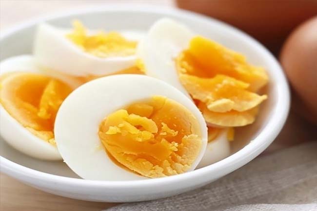 8 coisas acontecem ao seu corpo se comer 2 ovos por dia