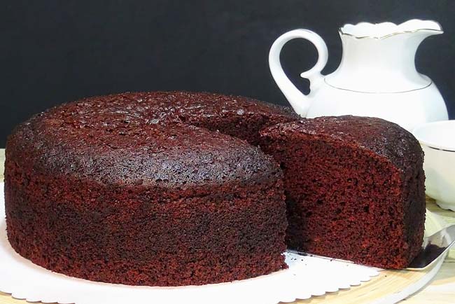 3 deliciosas receitas de bolo de chocolate fácil e fofinho bolo de chocolate fácil e fofinho