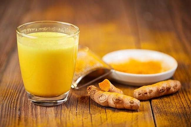 Chá Detox de açafrão para emagrecer (receita natural) Chá Detox de açafrão