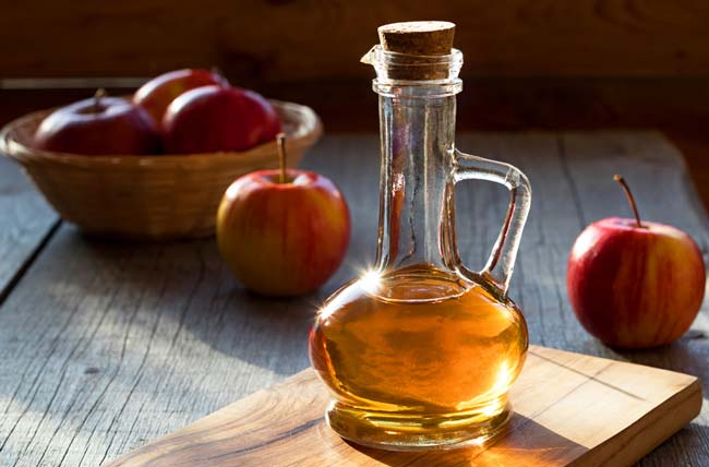 Como usar vinagre de maçã para acabar com a caspa usar vinagre de maçã para acabar com a caspa