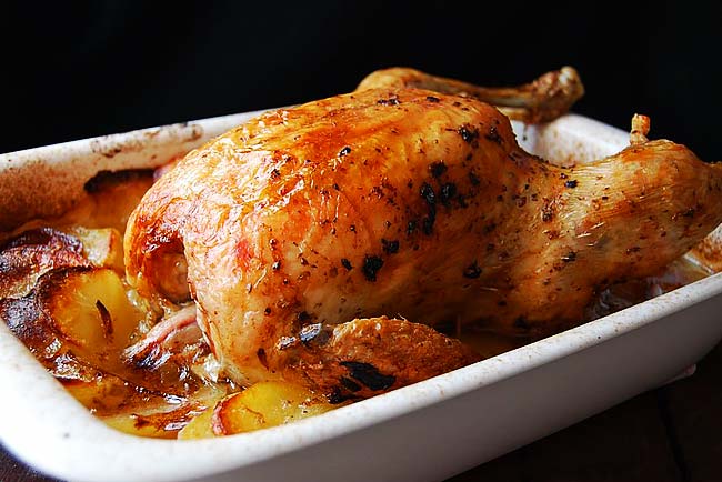 Suculento frango assado em 3 fantásticas receitas! Suculento frango assado