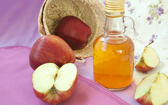 vinagre de maçã com água e mel