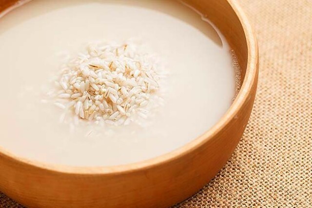 Pode Dormir Com Agua De Arroz No Rosto