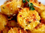 batatas assadas com queijo