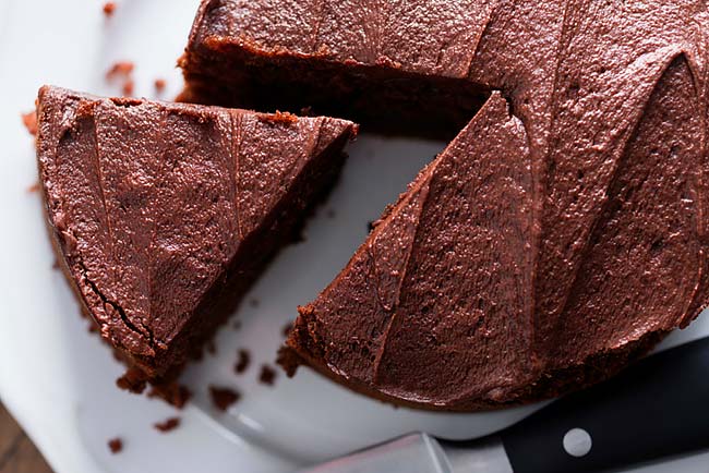 9 receitas de bolo de chocolate simples e fofinho bolo de chocolate simples