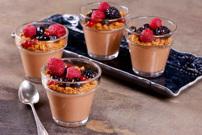 A mousse de chocolate simples que se derrete na boca! mousse de chocolate simples