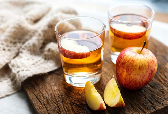 Benefícios e malefícios de consumir vinagre de maçã