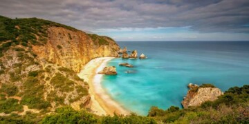 Praia do Ribeiro do Cavalo