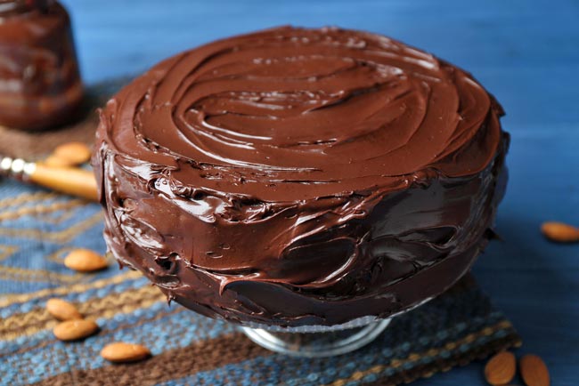 bolo de chocolate fofo e simples