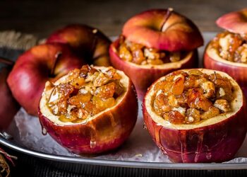 maçãs assadas com frutos secos