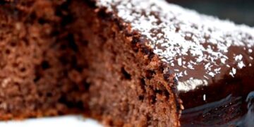 bolo de chocolate e coco