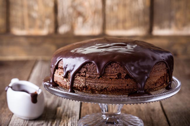 Aprenda a fazer o melhor bolo de chocolate de sempre. Tome nota! o melhor bolo de chocolate de sempre