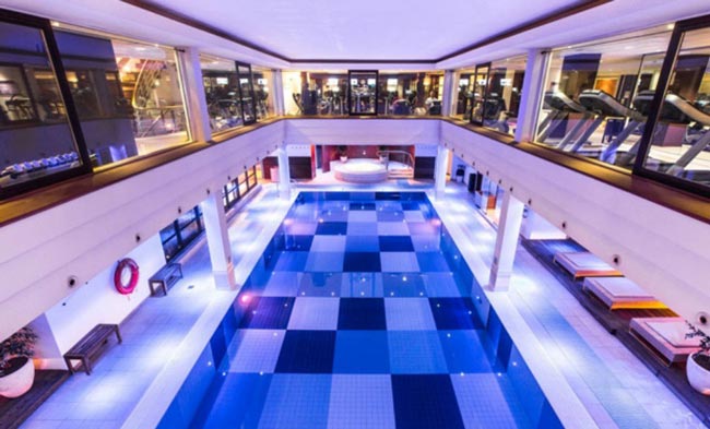 Viagem às mais belas Piscinas da Europa (2 portuguesas) belas Piscinas da Europa
