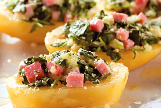 Suculentas batatas assadas no forno. São muito boas! Suculentas batatas assadas no forno