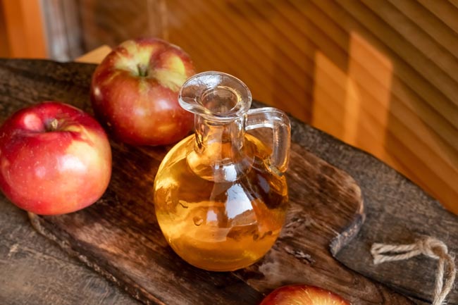 Vinagre de maçã como condicionador caseiro