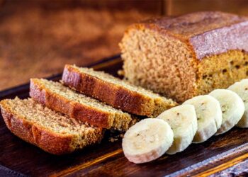 bolo de banana com canela de liquidificador