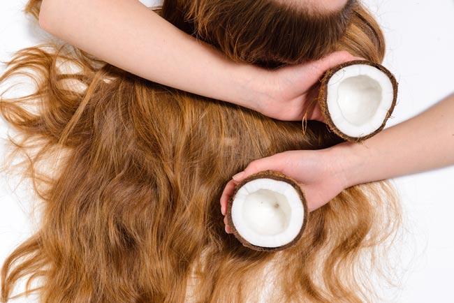 Como usar óleo de coco e ter um cabelo lindo e brilhante usar óleo de coco e ter um cabelo