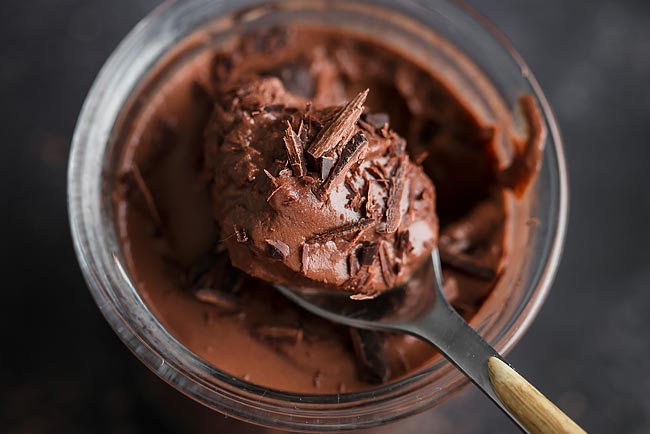 Mousse de chocolate com abacate. Que delícia! Mousse de chocolate com abacate